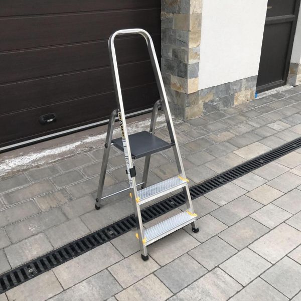 Односторонняя алюминиевая лестница Drabest PRO 3-ступенчатая 150 кг