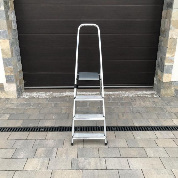 Односторонняя алюминиевая лестница Drabest BASIC 4-ступенчатая 125 кг