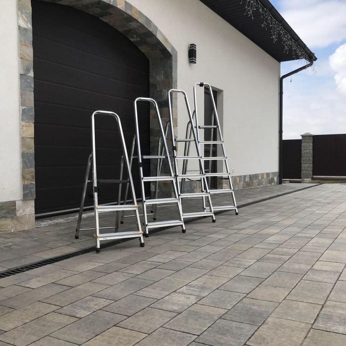 Односторонняя алюминиевая лестница Drabest BASIC 4-ступенчатая 125 кг