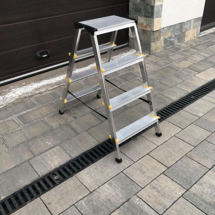 Двухсторонняя алюминиевая лестница Drabest PRO 2х4 150 кг