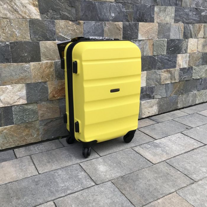 Валіза дорожня мала Wings AT01 S Жовтий