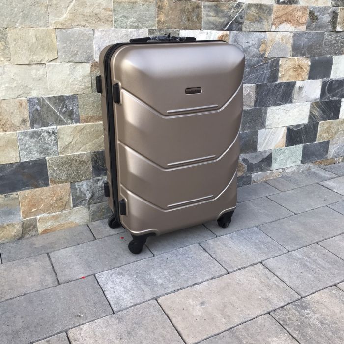 Валіза дорожня середня Wings 147 M Шампань