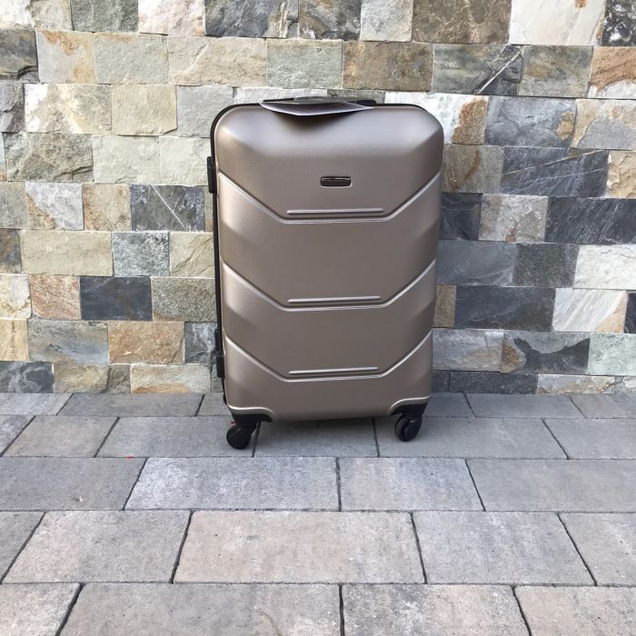 Валіза дорожня середня Wings 147 M Шампань