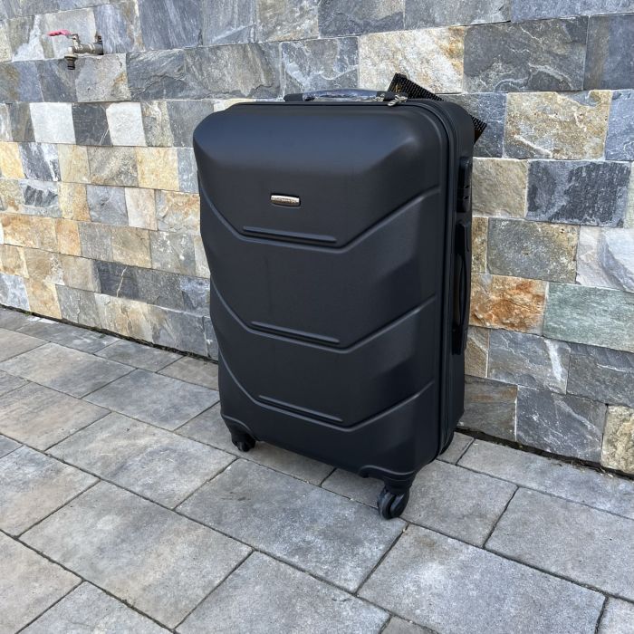 Чемодан дорожный средний Wings 147 M Черный