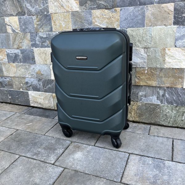 Чемодан дорожный малый Wings 147 S Зеленый