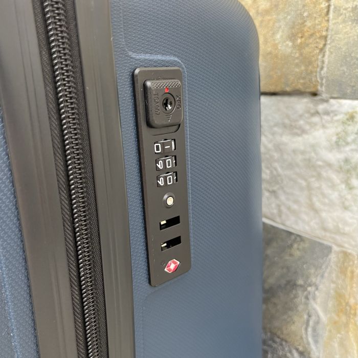 Валіза дорожня велика з поліпропілену Wings DQ181-03 L  Синій