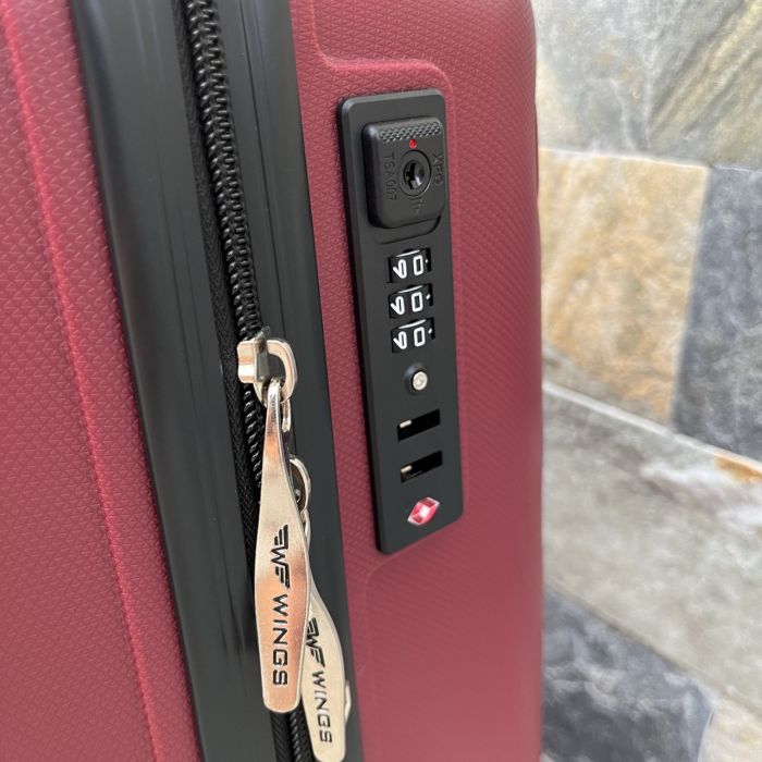 Чемодан дорожный малый из полипропилена Wings DQ181-03 S Бордовый