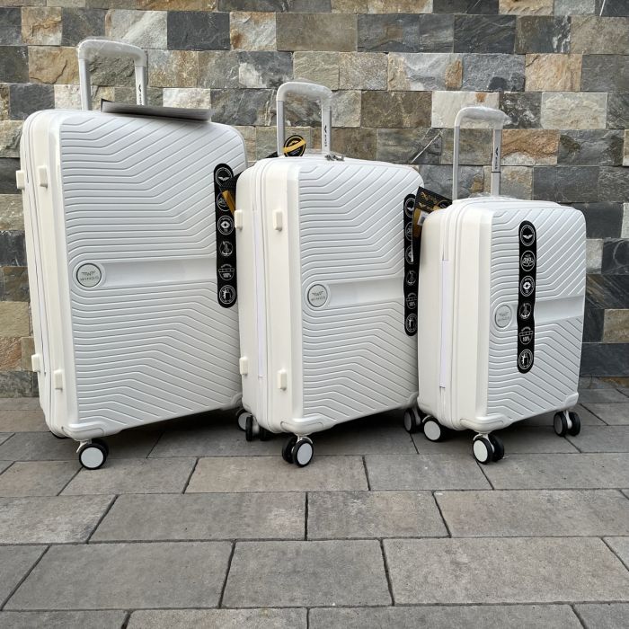 Чемодан дорожный большой из полипропилена Wings DQ181-04 L Белый