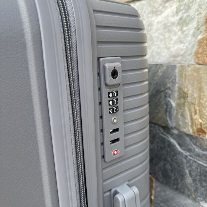 Валіза дорожня середня з поліпропілену Wings DQ181-05 M Графітовий