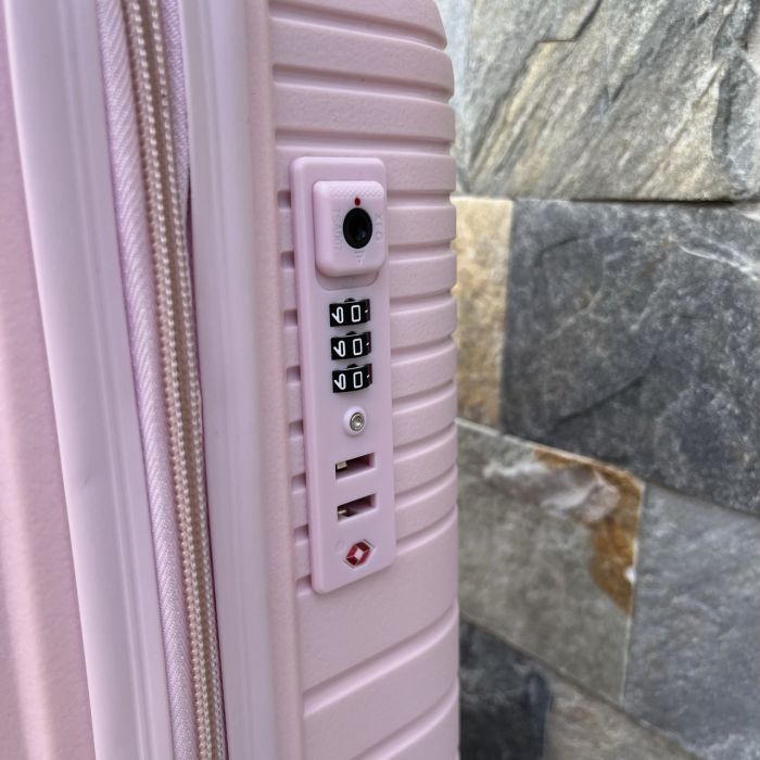 Чемодан дорожный малый из полипропилена Wings DQ181-05 S Розовый