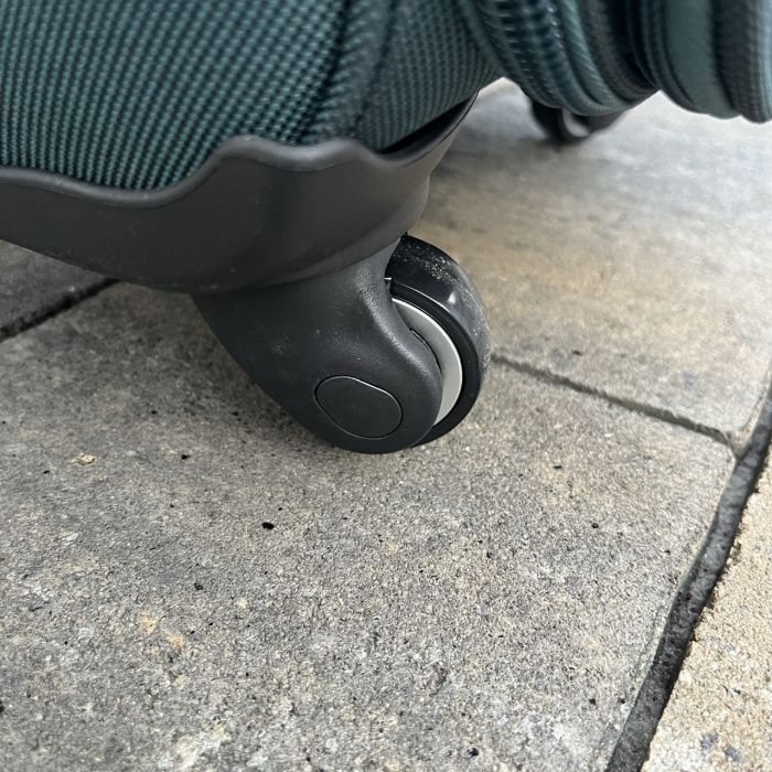 Чемодан тканевый малый Wings 1706 S Зеленый