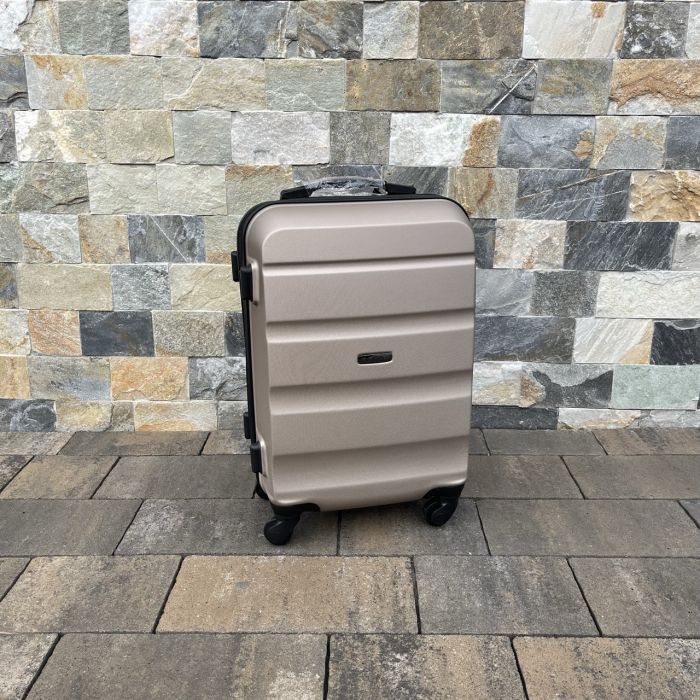 Валіза дорожня мала Wings AT01 S Шампань