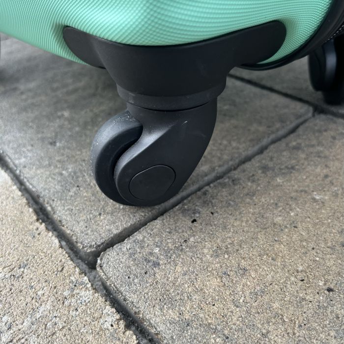 Чемодан дорожный малый Wings AT01 S Мятный