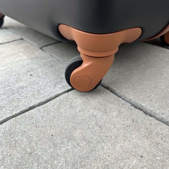 Валіза дорожня велика Wings 402 L Чорний