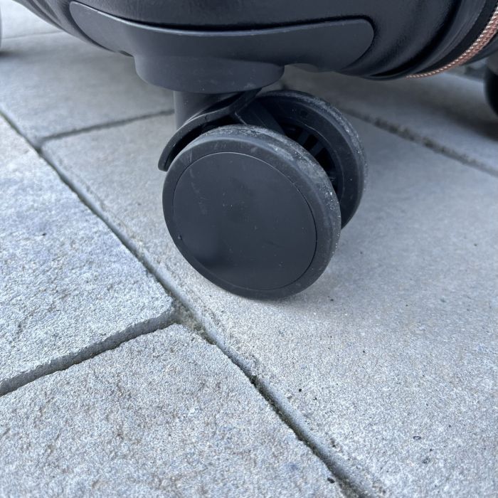 Валіза дорожня середня Wings WN01 M Чорний