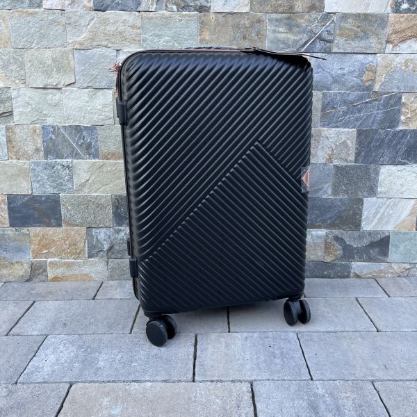 Чемодан дорожный средний Wings WN01 M Черный