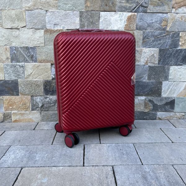 Чемодан дорожный малый Wings WN01 S Красный
