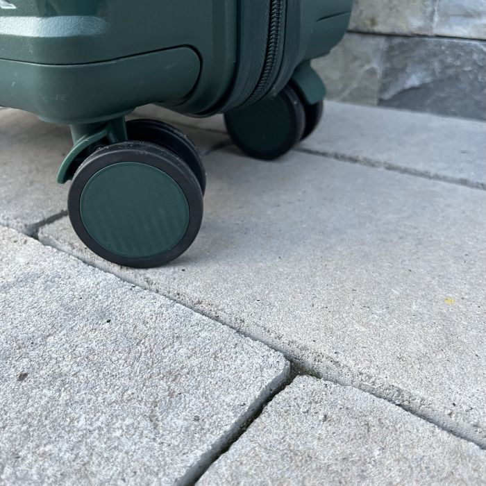 Валіза дорожня мала з поліпропілену Wings DQ181-04 S Зелений