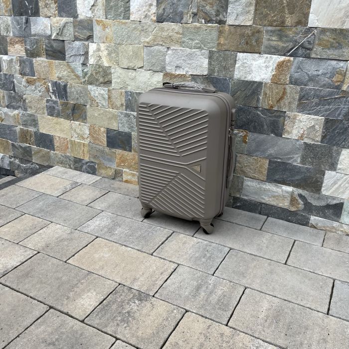 Чемодан дорожный малый Wings 266 S Шампань