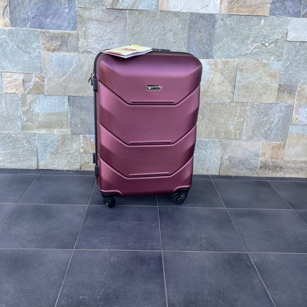 Чемодан дорожный средний Bloom 147 M Бордовый