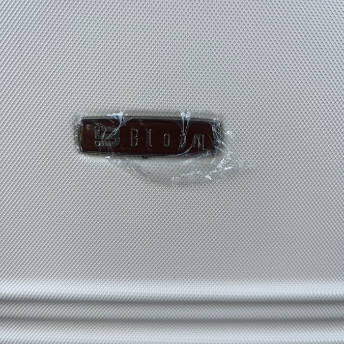 Чемодан дорожный большой Bloom 147 L Молочный