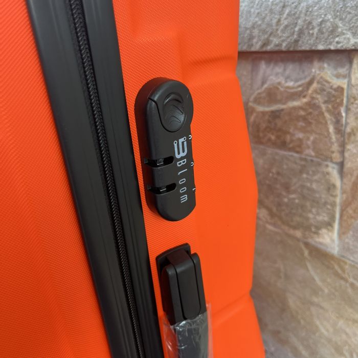 Чемодан дорожный большой Bloom 147 L Оранжевый