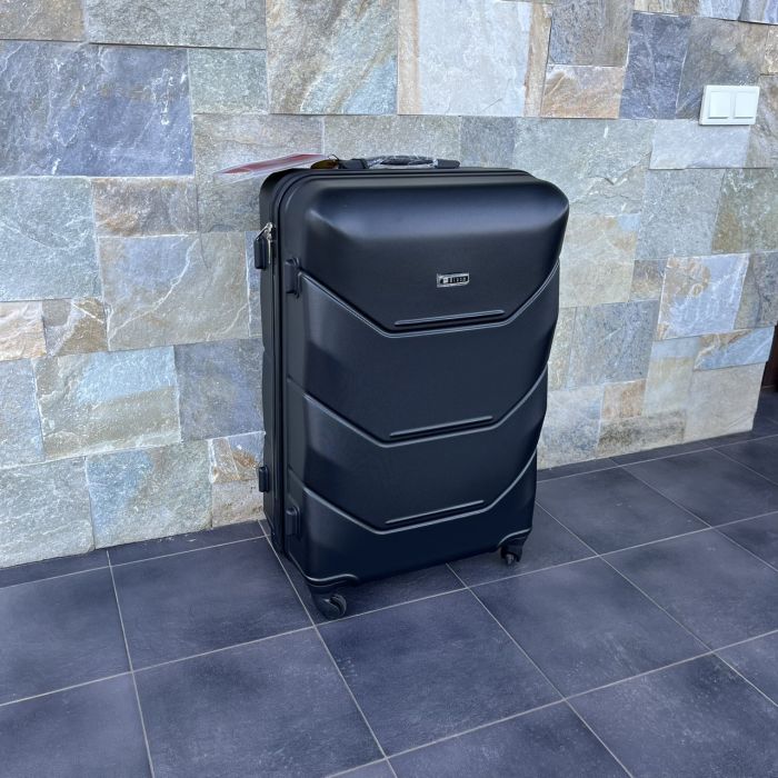 Чемодан дорожный большой Bloom 147 L Черный