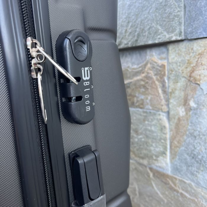 Чемодан дорожный большой Bloom 147 L Графитовый