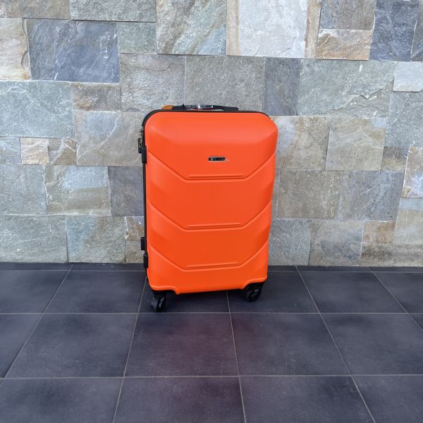 Чемодан дорожный средний Bloom 147 M Оранжевый