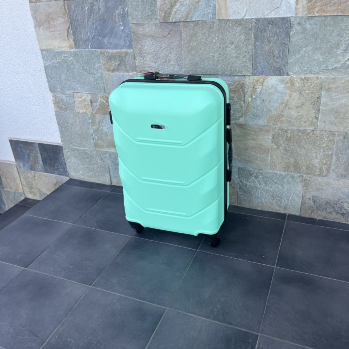 Чемодан дорожный средний Bloom 147 M Мятный