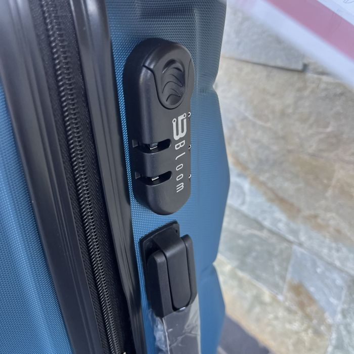 Чемодан дорожный малый Bloom 147 S Светло-синий