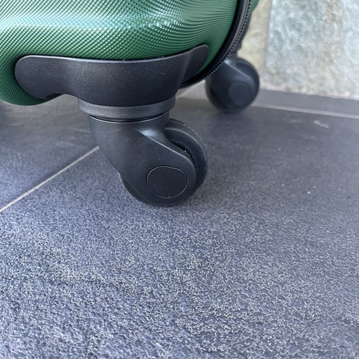 Чемодан дорожный малый Bloom 147 S Зеленый