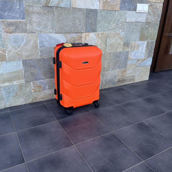 Чемодан дорожный малый Bloom 147 S Оранжевый