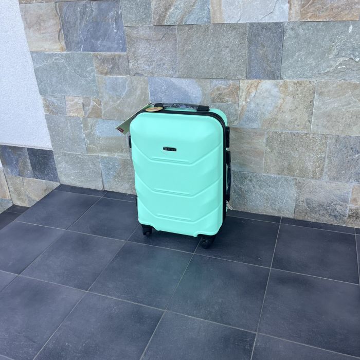 Чемодан дорожный малый Bloom 147 S Мятный