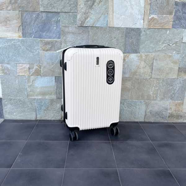 Чемодан дорожный средний Wings EGRET M Кремовый