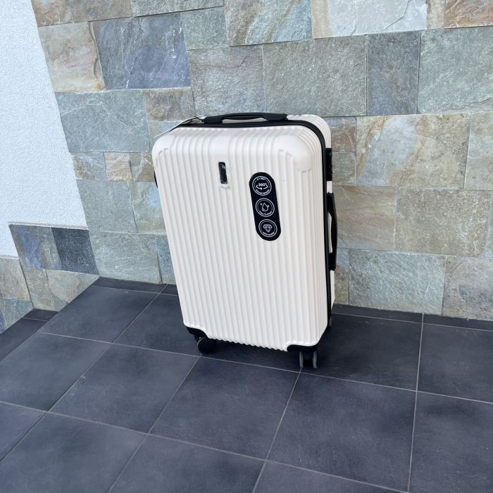 Чемодан дорожный средний Wings EGRET M Кремовый