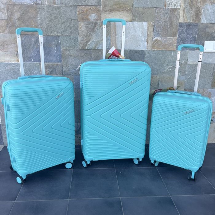 Чемодан дорожный средний из полипропилена Bloom PP-SC-031 М Мятный