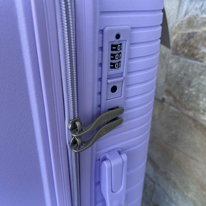 Чемодан дорожный средний из полипропилена Bloom PP-SC-017 М Фиолетовый