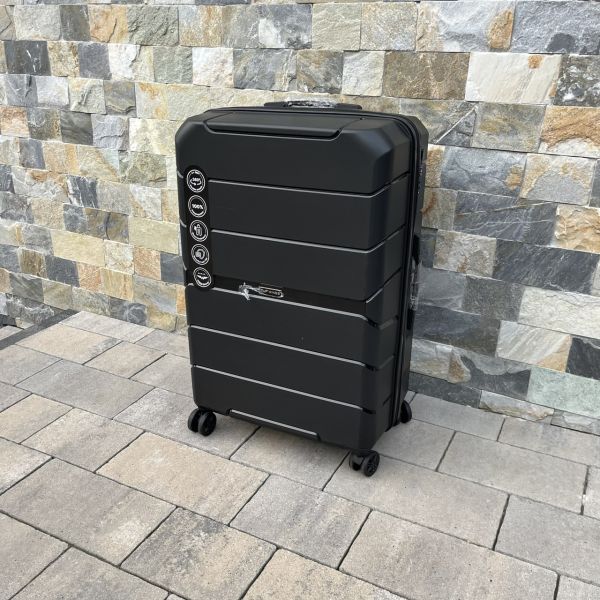 Валіза дорожня велика з поліпропілену Wings PP06 L Чорний