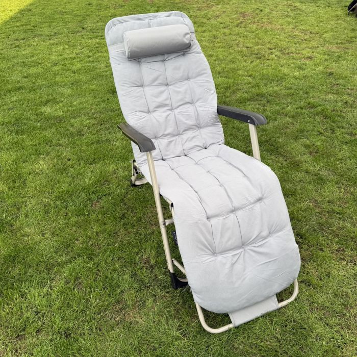 Садовый шезлонг тканевый + матрас Sofotel ChillWell 286402 Светло-серый