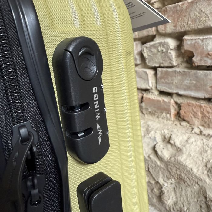 Валіза дорожня мала Wings EGRET S Оливковий