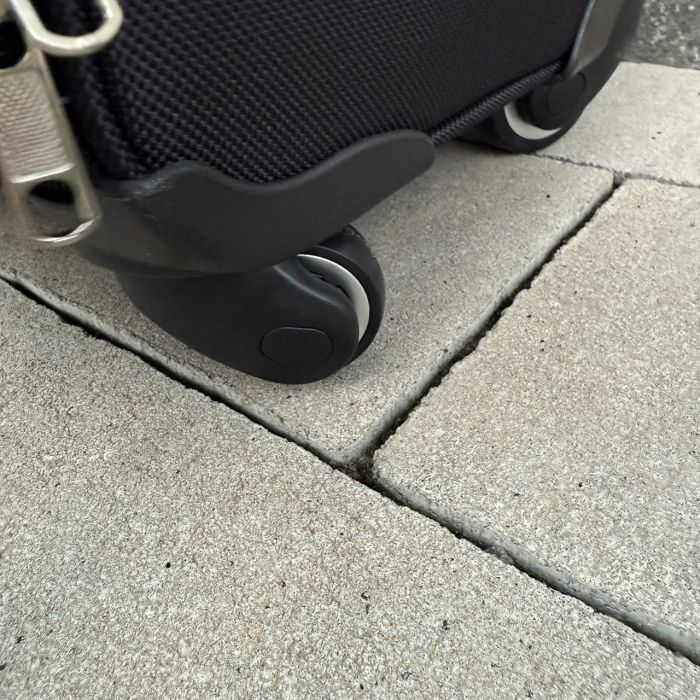 Чемодан тканевый большой на 4 колесах Wings 1708 L Черный