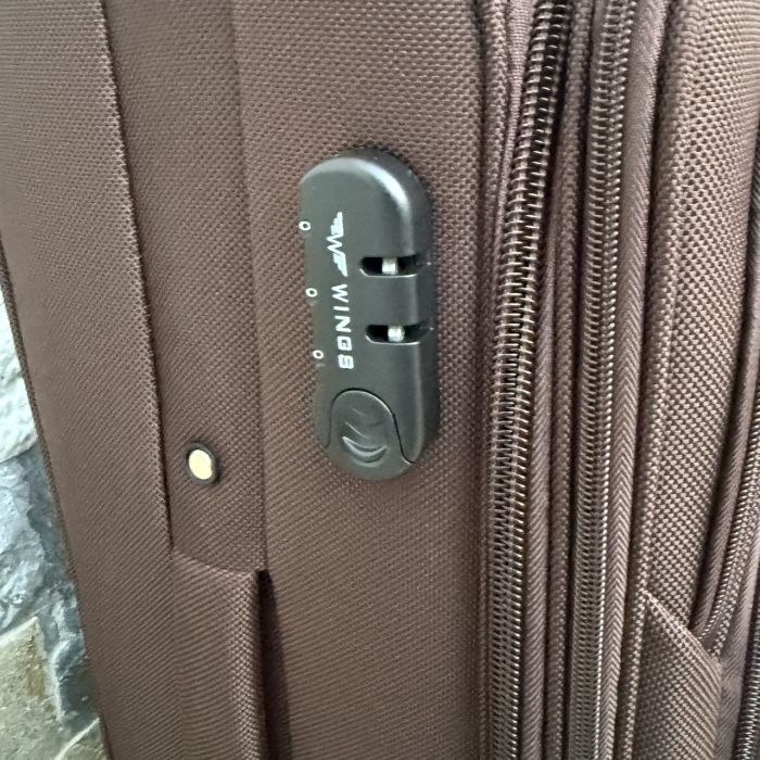 Чемодан тканевый средний на 4 колесах Wings 1708 M Коричневый