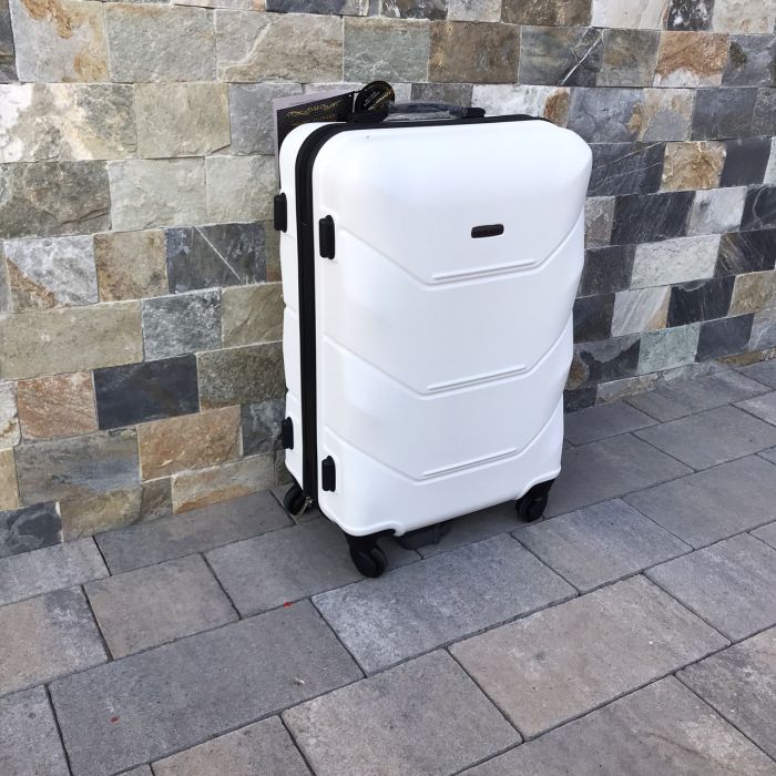 Чемодан дорожный средний Wings 147 M Кремовый