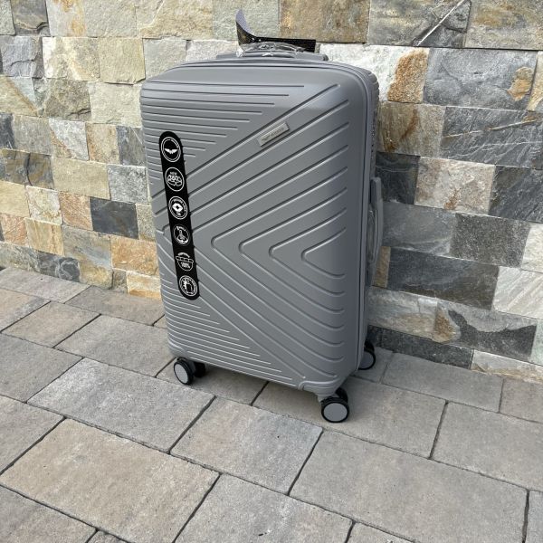 Чемодан дорожный средний из полипропилена Wings DQ181-05 M Графитовый
