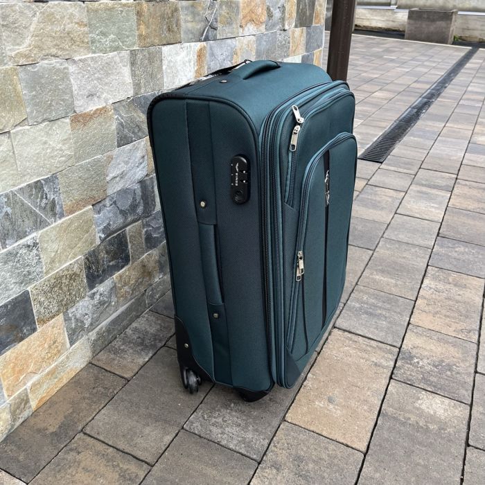 Чемодан тканевый средний Wings 1706 M Зеленый