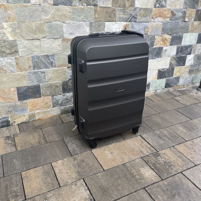 Чемодан дорожный средний Wings AT01 M Графитовый