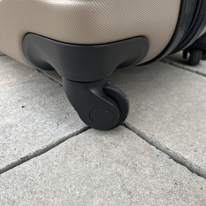 Чемодан дорожный большой Wings 304 L Шампань