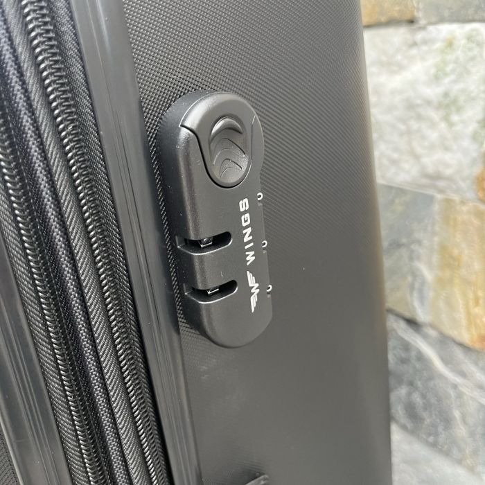 Чемодан дорожный большой Wings 304 L Черный