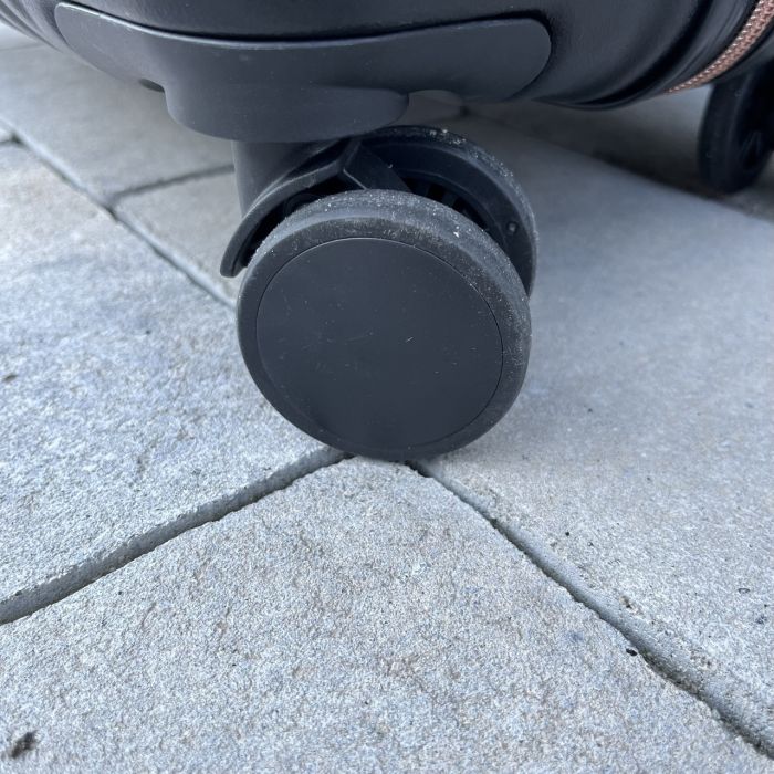 Валіза дорожня велика Wings WN01 L Чорний